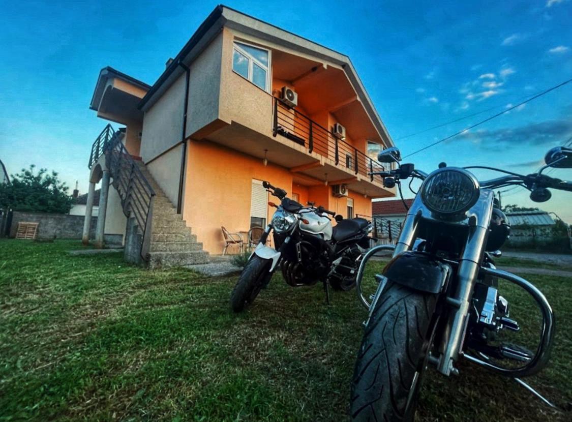 House Of Peace Hotel Podgorica Exterior photo